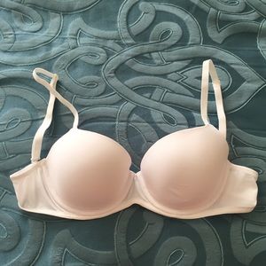 Brand new White Victoria’s Secret bra 34B